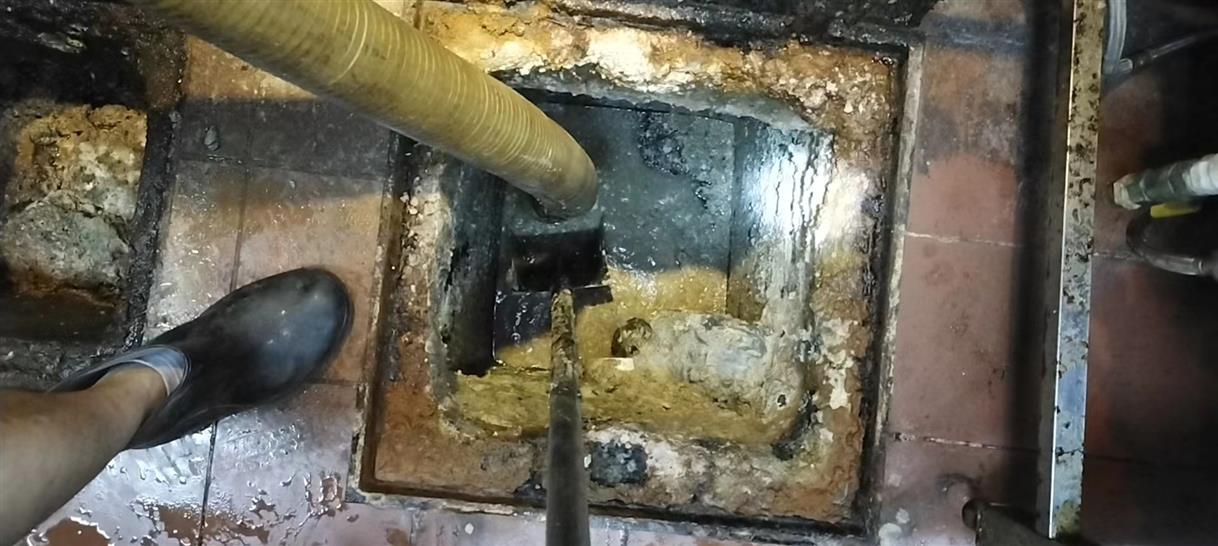 柳州污水池清理一般都有毒气，怎么预防中毒呢？